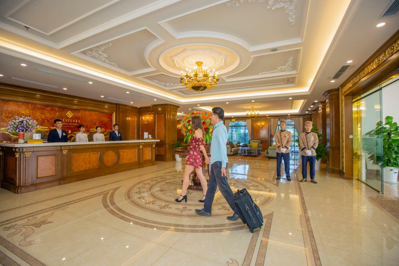 เวสต์เลก โฮเต็ล แอนด์ รีสอร์ต วิง ฟุก Hotel Vinh Yen ภายนอก รูปภาพ