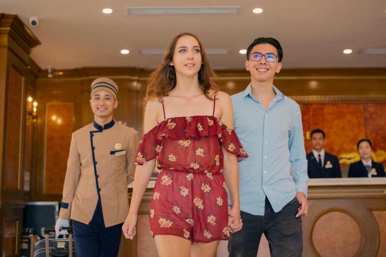 เวสต์เลก โฮเต็ล แอนด์ รีสอร์ต วิง ฟุก Hotel Vinh Yen ภายนอก รูปภาพ