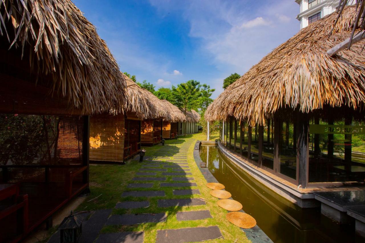 เวสต์เลก โฮเต็ล แอนด์ รีสอร์ต วิง ฟุก Hotel Vinh Yen ภายนอก รูปภาพ