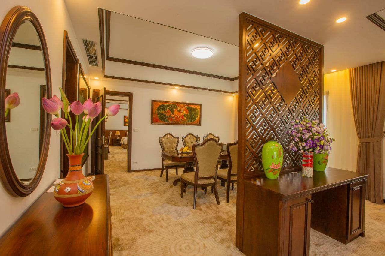 เวสต์เลก โฮเต็ล แอนด์ รีสอร์ต วิง ฟุก Hotel Vinh Yen ภายนอก รูปภาพ