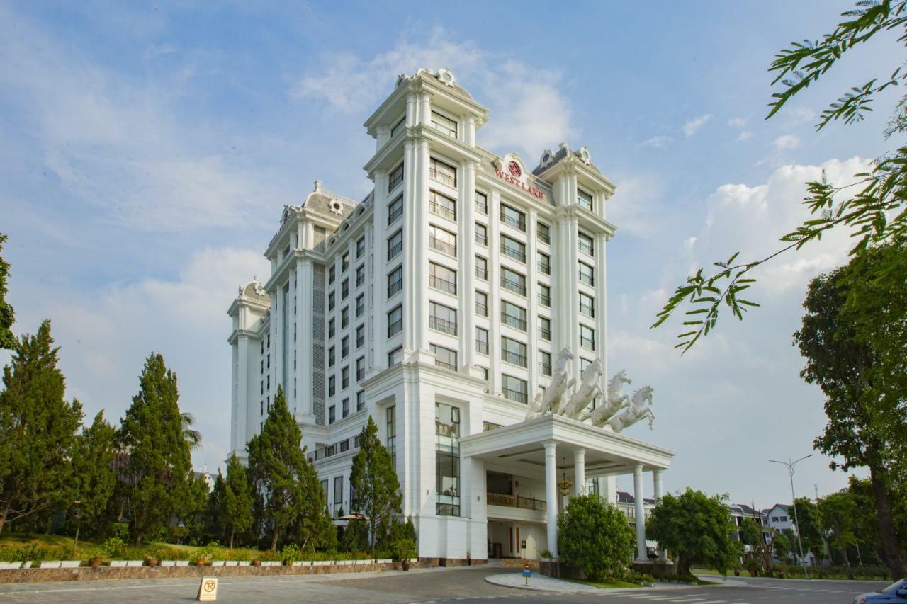 เวสต์เลก โฮเต็ล แอนด์ รีสอร์ต วิง ฟุก Hotel Vinh Yen ภายนอก รูปภาพ