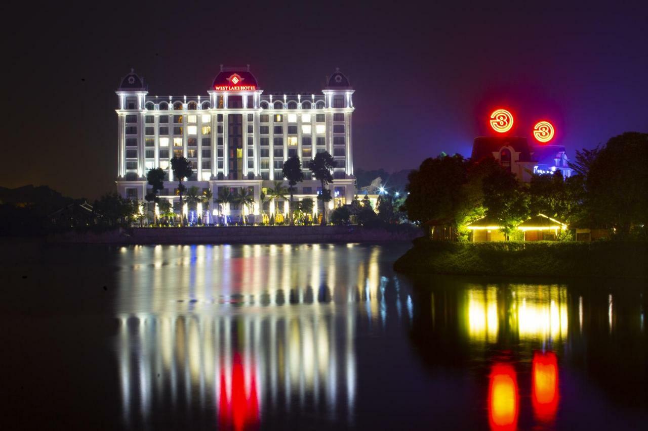 เวสต์เลก โฮเต็ล แอนด์ รีสอร์ต วิง ฟุก Hotel Vinh Yen ภายนอก รูปภาพ