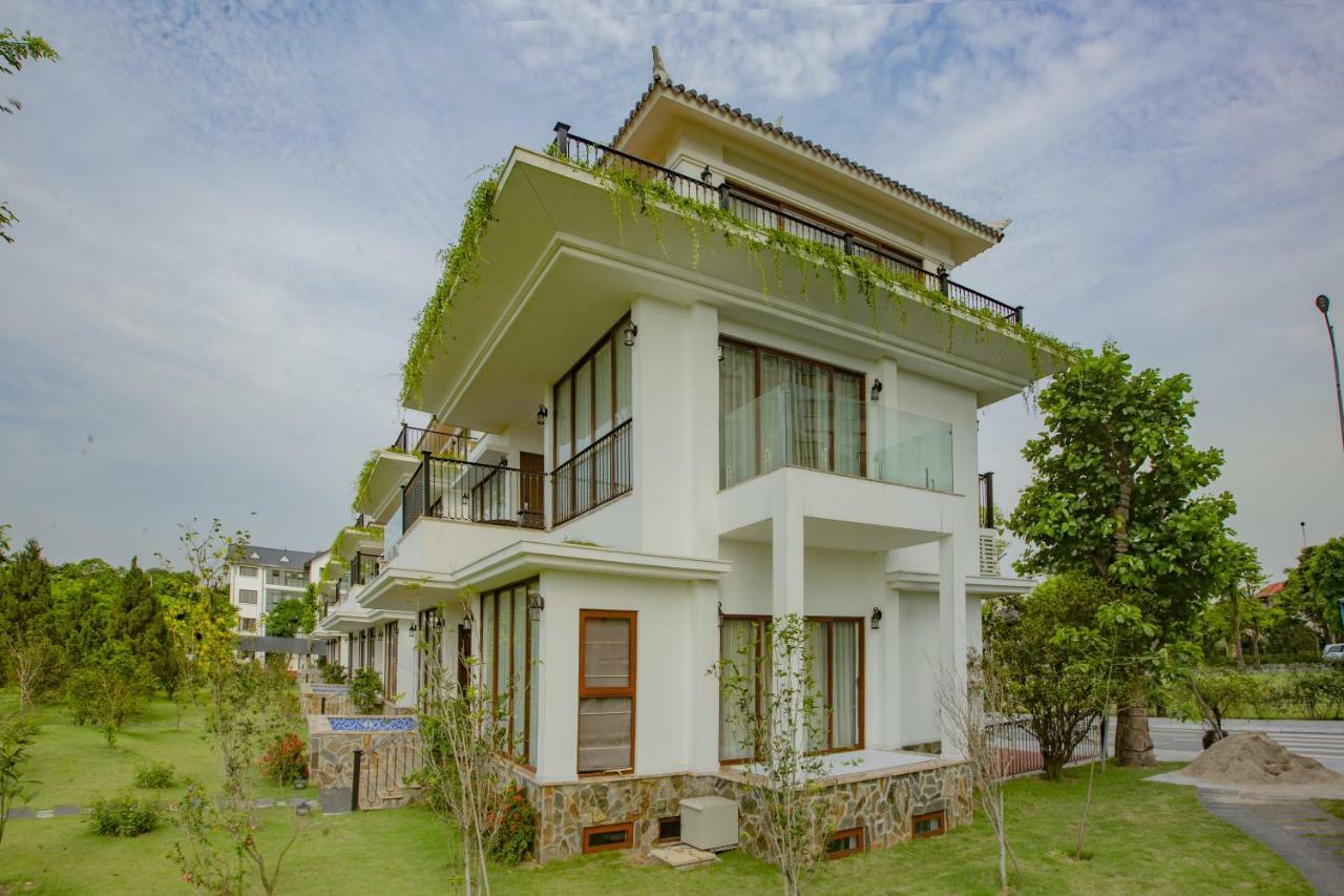 เวสต์เลก โฮเต็ล แอนด์ รีสอร์ต วิง ฟุก Hotel Vinh Yen ภายนอก รูปภาพ