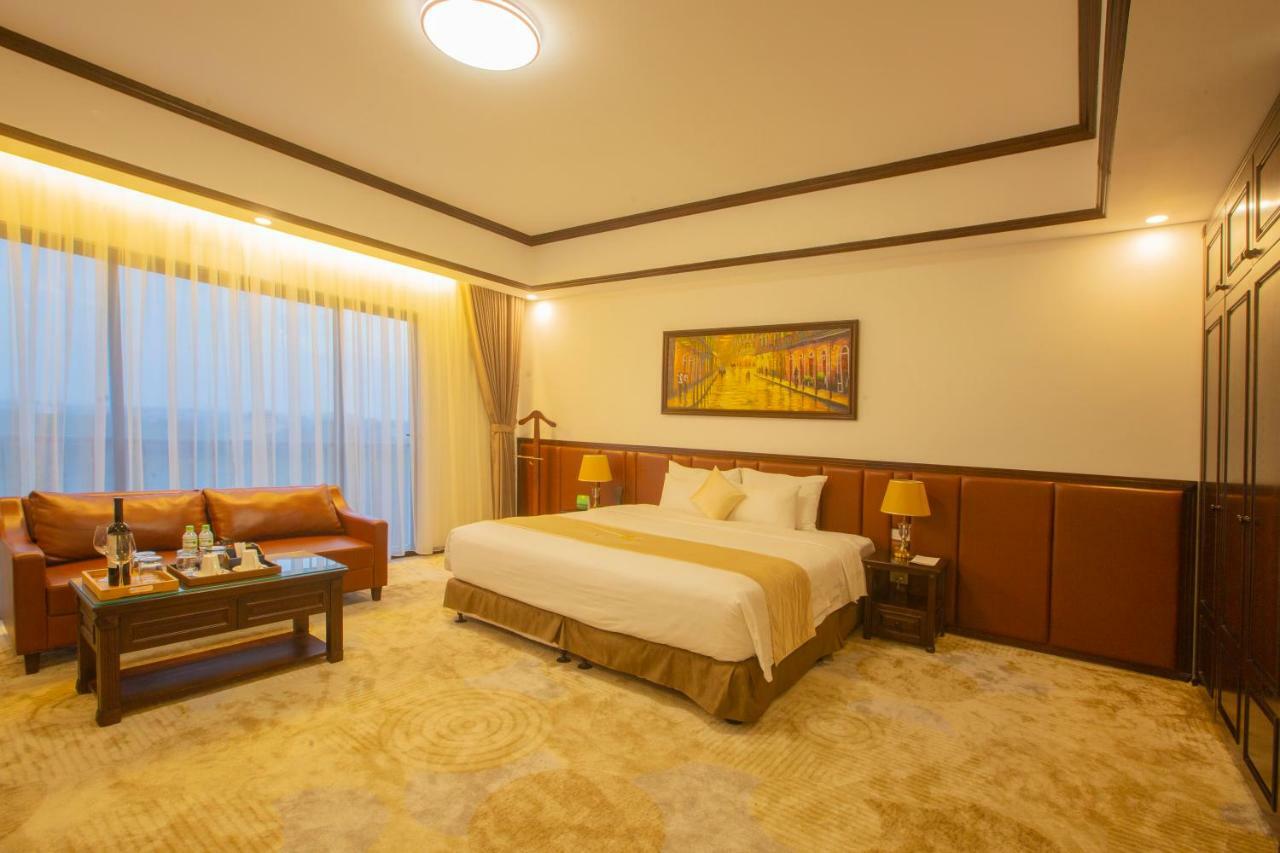 เวสต์เลก โฮเต็ล แอนด์ รีสอร์ต วิง ฟุก Hotel Vinh Yen ภายนอก รูปภาพ