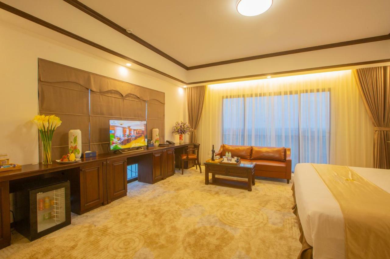 เวสต์เลก โฮเต็ล แอนด์ รีสอร์ต วิง ฟุก Hotel Vinh Yen ภายนอก รูปภาพ