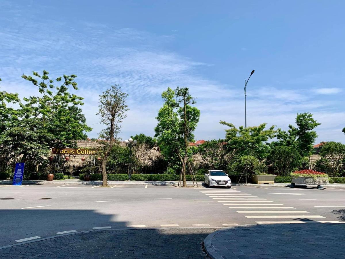 เวสต์เลก โฮเต็ล แอนด์ รีสอร์ต วิง ฟุก Hotel Vinh Yen ภายนอก รูปภาพ