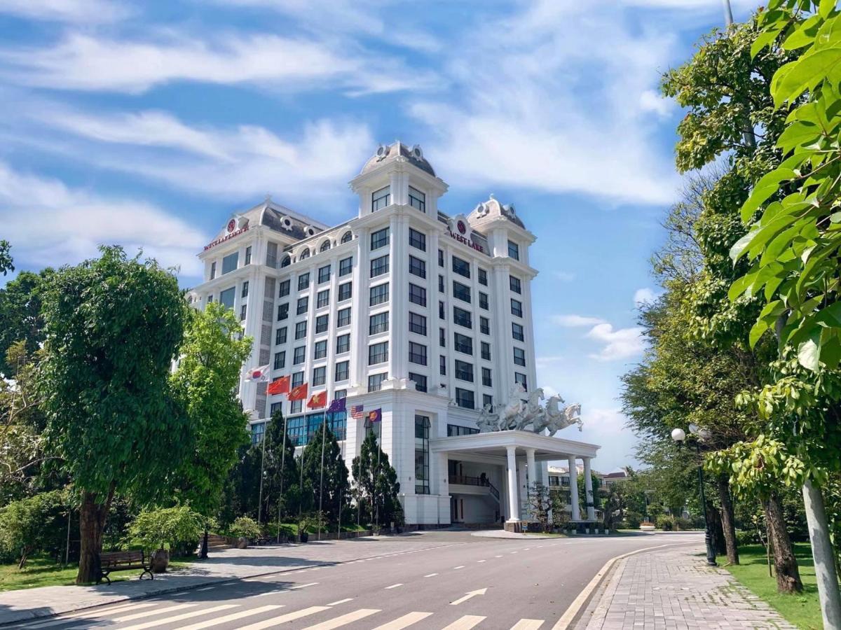 เวสต์เลก โฮเต็ล แอนด์ รีสอร์ต วิง ฟุก Hotel Vinh Yen ภายนอก รูปภาพ